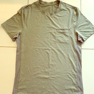 Men’s Lululemon shirt - Medium